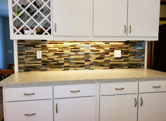 Affordable Yet Stylish Glass Backsplash